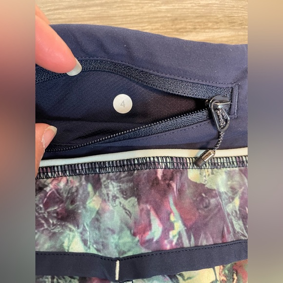 Lululemon Speed Up Shorts 2.5” - Picture 9 of 10
